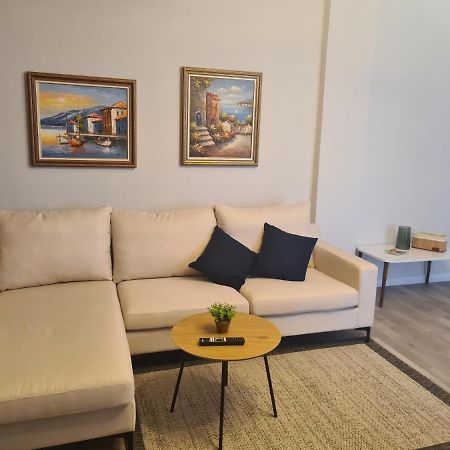 Old Beach Apartment Vlora Exterior photo