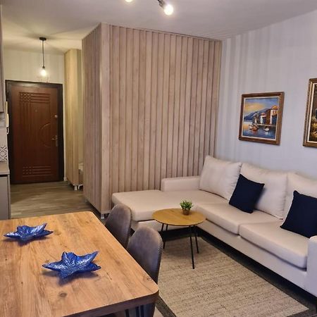 Old Beach Apartment Vlora Exterior photo